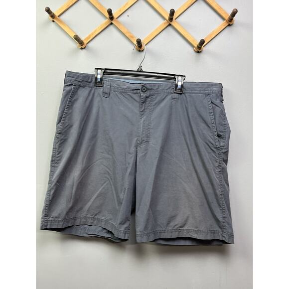 Columbia‎ Chino Shorts Men 40 x 10" Blue Flat Front Pockets Hiking Outdoors - Picture 1 of 7